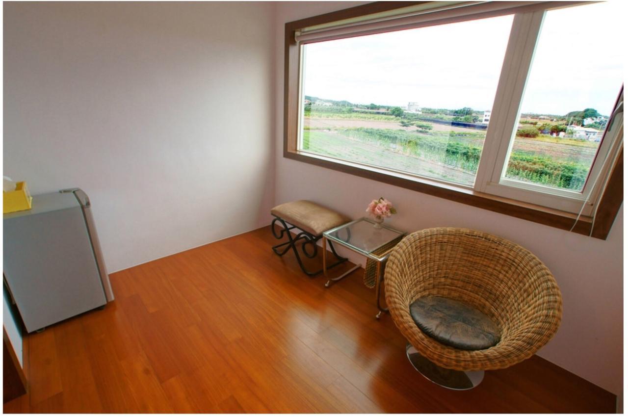 Emaly Homestay T'ai-tung Εξωτερικό φωτογραφία